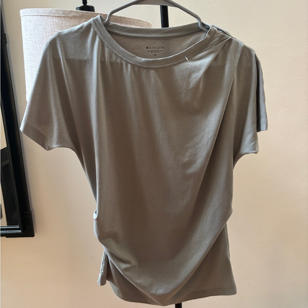 Athleta Short Sleeve Gray Tee